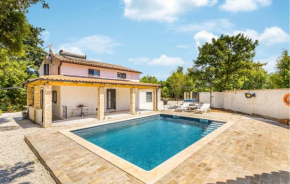 Beautiful Home In Krnicari With Wifi